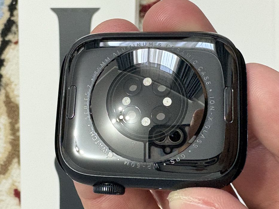 Часы Apple Watch 7 series 7, 45 mm,