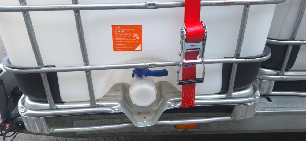 Bazin ibc 1000L/ curat/