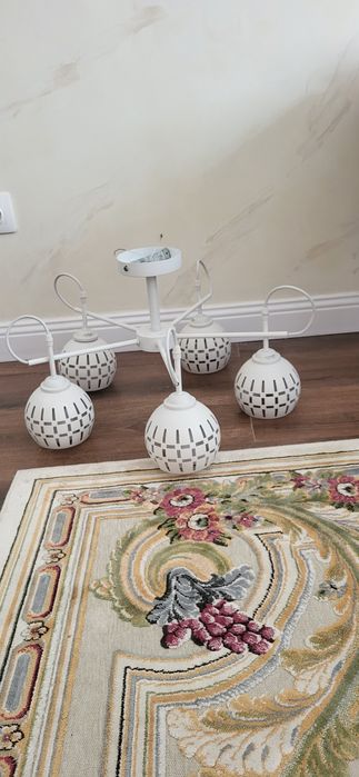 Люстра срочно продается