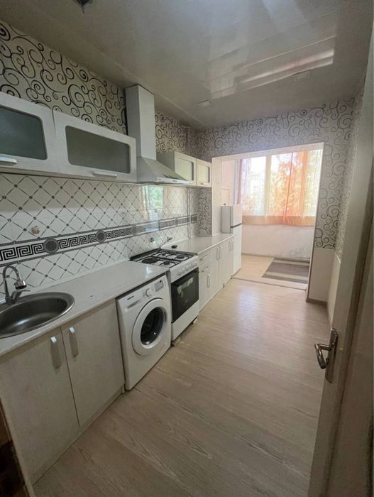 3 хонали кв ижарага берилади. KIUF