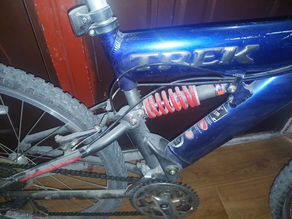 Vând bicicleta Treck