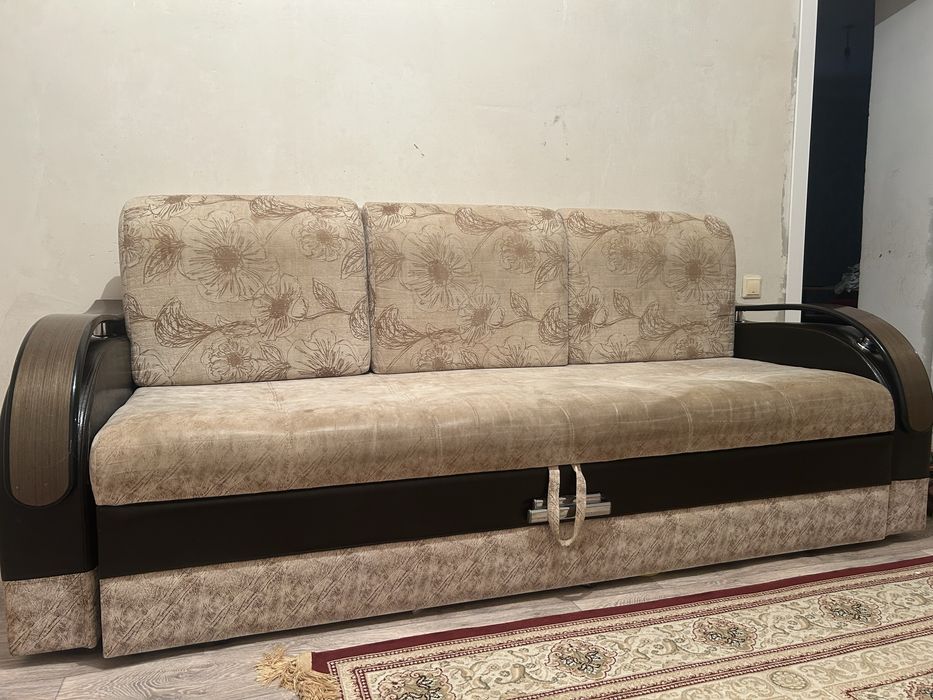 Продам диван б/у