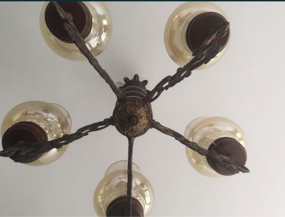 Candelabru vechi din bronz , lemn de stejar si sticla