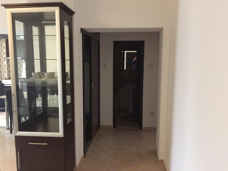 Inchiriez apartament doua camere central