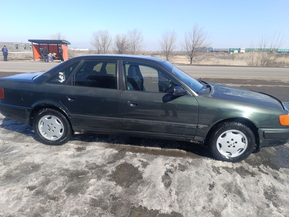 Продается Audi 100 c4