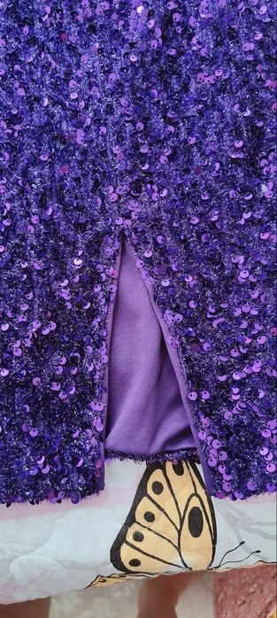 Лилава къса рокля с цепка