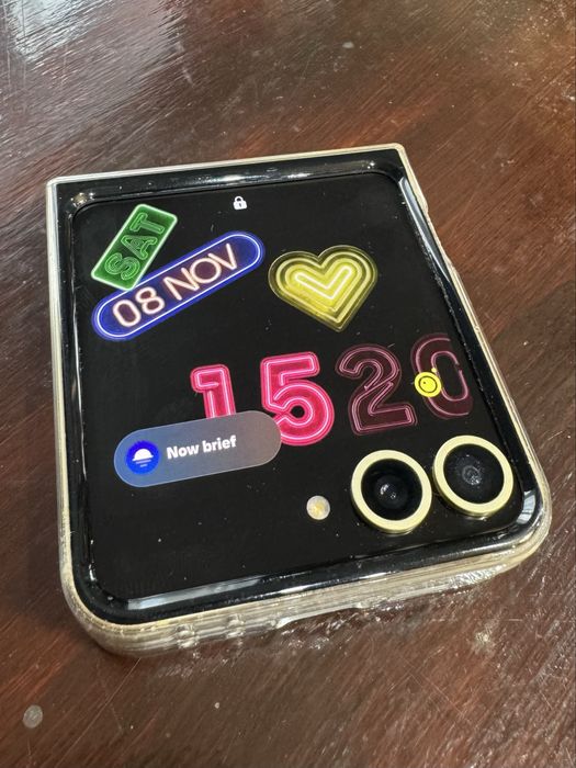 Samsung ZFlip 6 - 512GB