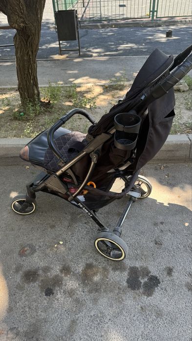 Продам коляску DEAREST