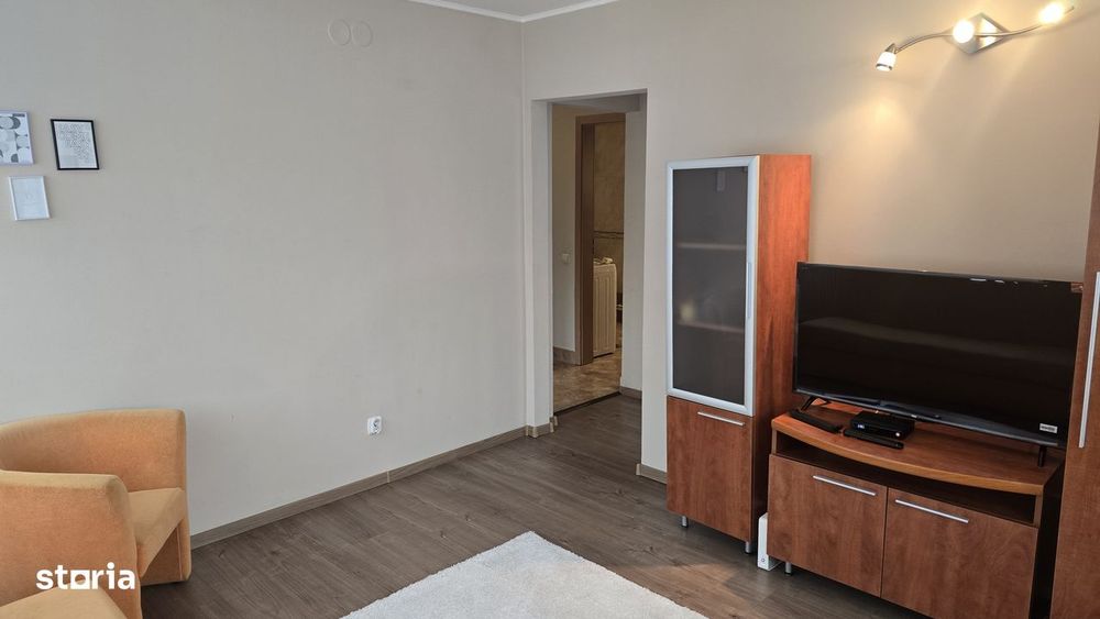 Inchiriez apartament 2 camere decomandat in Deva, zona Gojdu, etaj 2 — fotografia 3