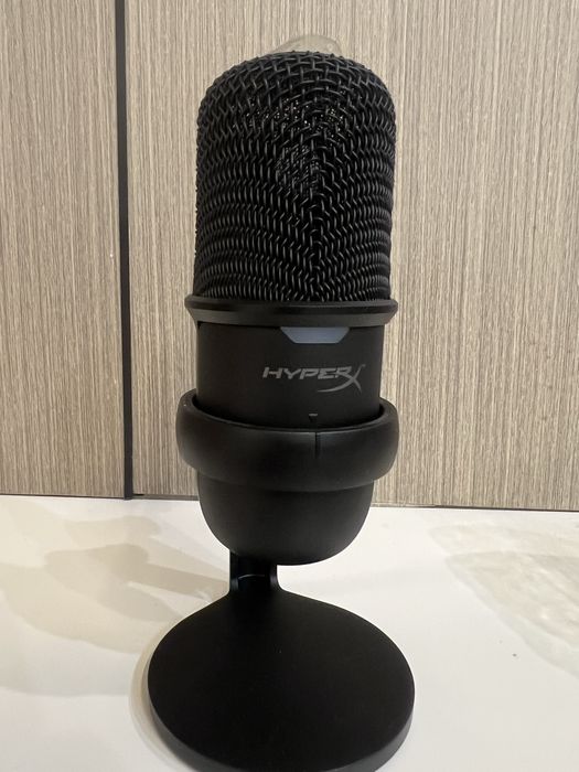 Микрофон HyperX Solocast