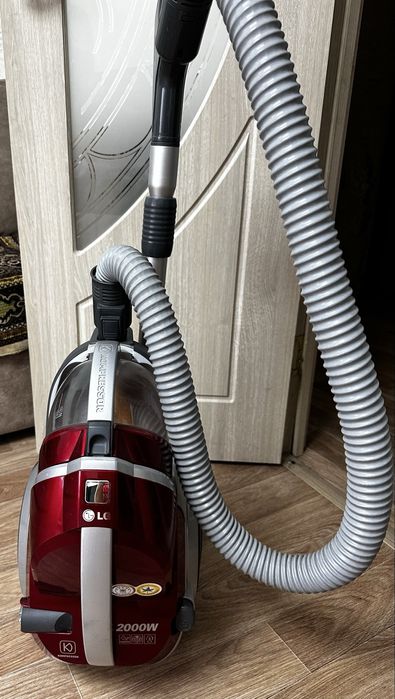 Продам пылесос в отличном состоянии