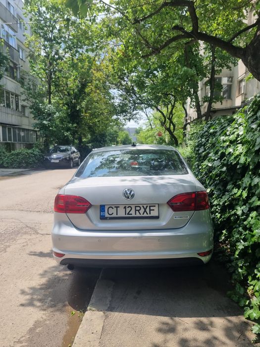 VOLKSWAGEN Jetta 2013 — imagine 3