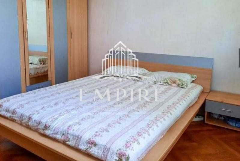 Тристаен апартамент под наем в кв. Надежда 3
