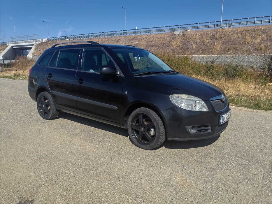 Škoda Fabia 2009 diesel, 2.300 € — imagine 4