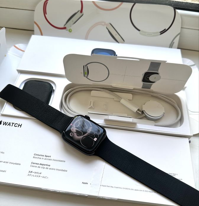 Apple iWatch 9 Midnight 45mm