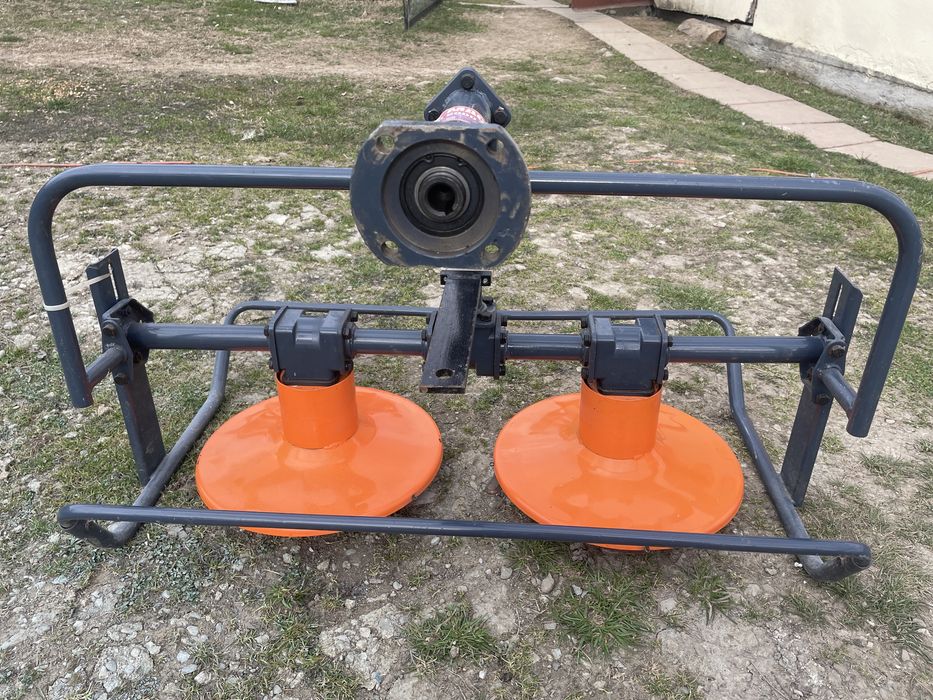 De vanzare cositoare Omac cr8000