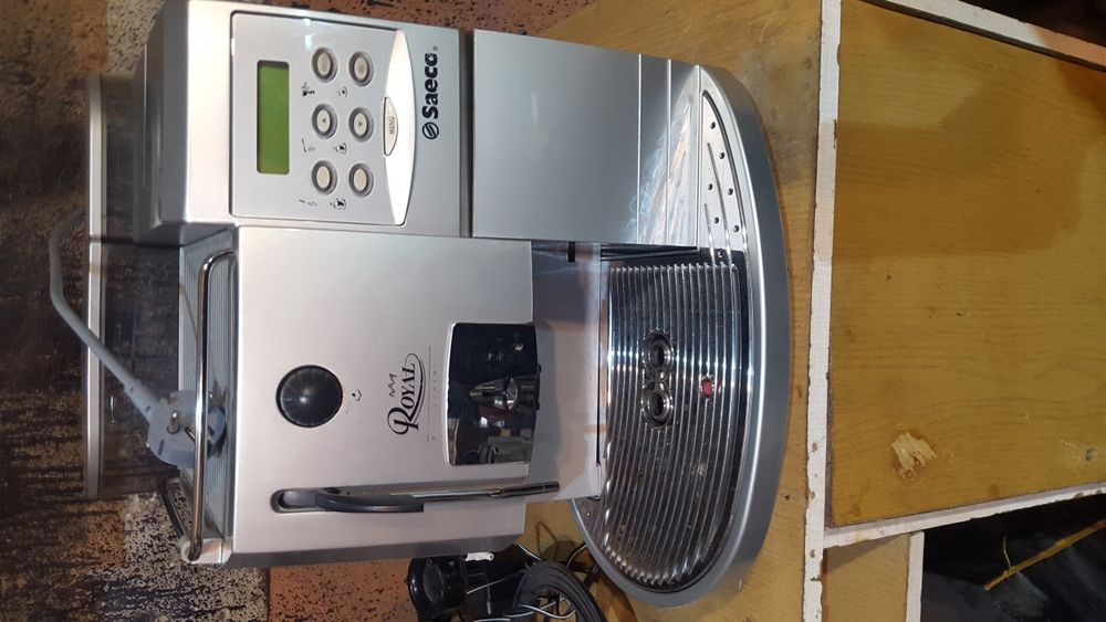 Reparatii expresoare Philips,Saeco,Jura,Delonghi