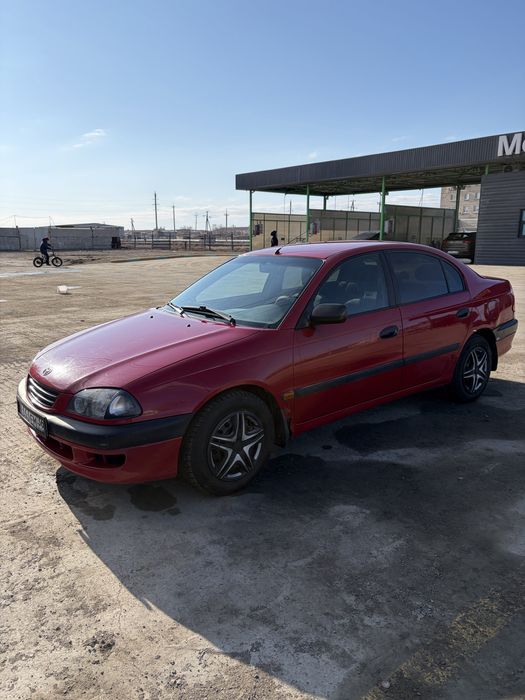 Продам Toyota Avensis