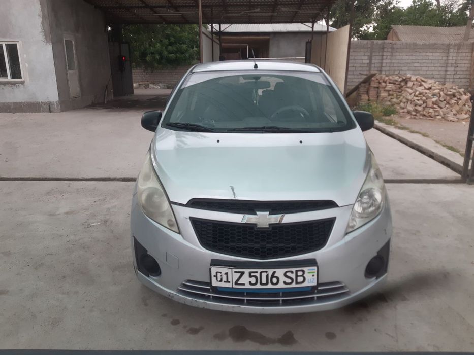 Spark 2011 srochna sotiladi