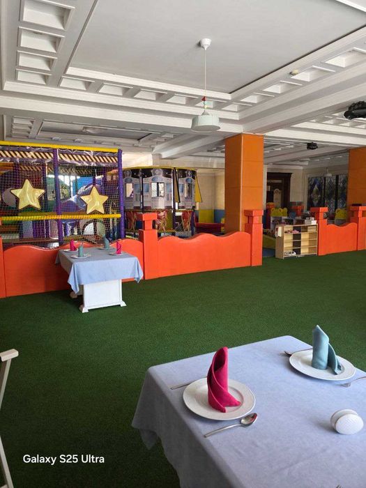 Продаётся/Сдаётся в аренду ресторан "Мона". 2200м2. 8 соток. Центр.