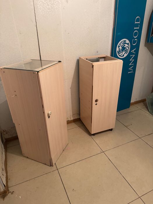 Отдам полки доски шкафчики