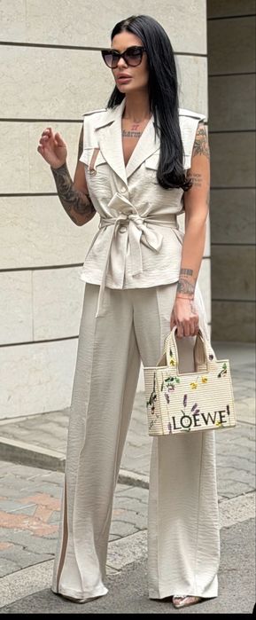 Сет: Елек и широк панталон Beige
