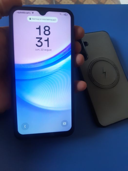 Samsung a15.  8ga 256gga