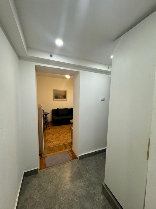 Garsoniera decomandata de închiriat Floreasca / Compozitori