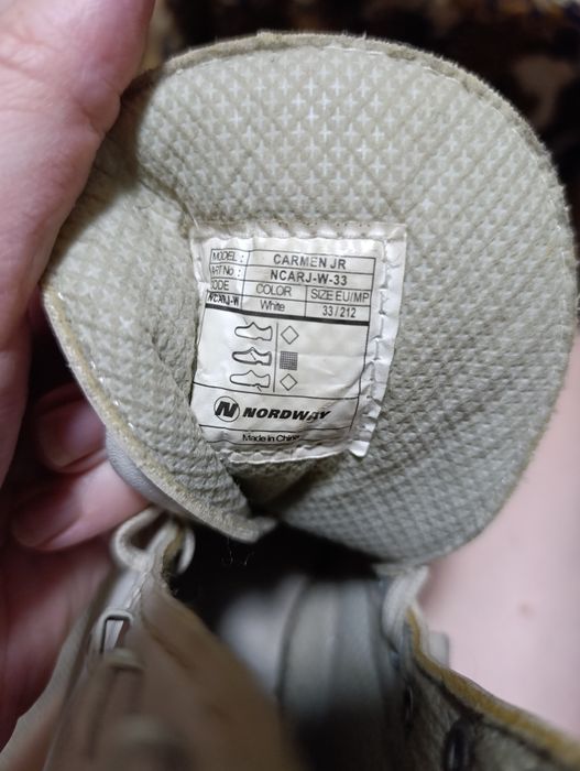 Продам детские коньки