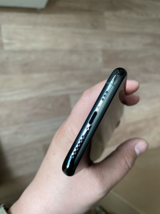 Продаю iphone 11 pro 64G в идеале