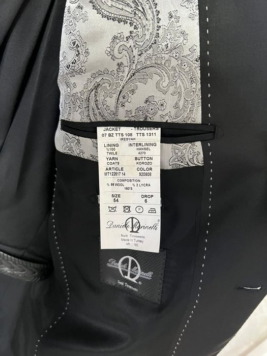 Продам мужской костюм