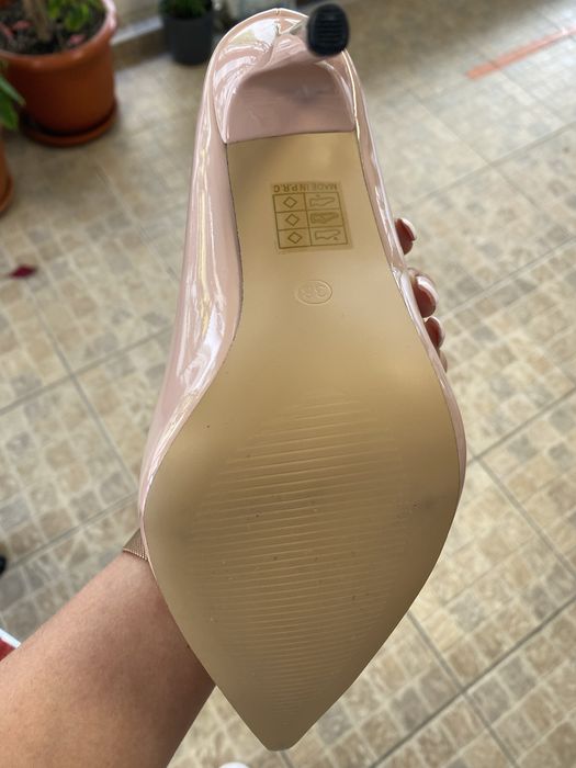 Vand stiletto bej, marime 38 noi