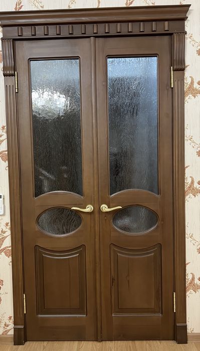 Качественные двери из чистого дерева
