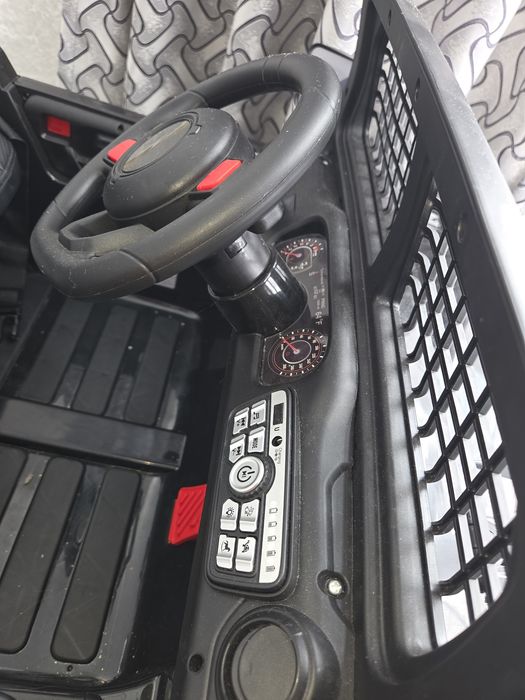 Электромобиль Jeep