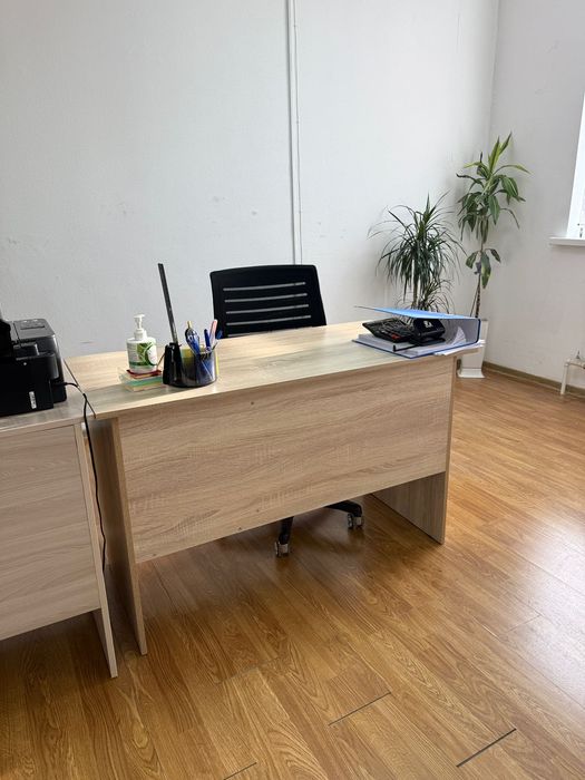 Столы и стулья продам