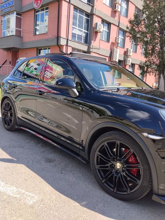 Porsche Cayenne ,