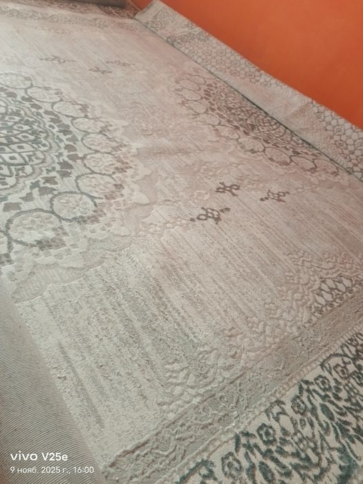 7*3.5 кілем бар жағдайы өте жақсы