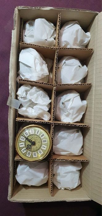 Винтидж настолен часовник Mercedes за вграждане