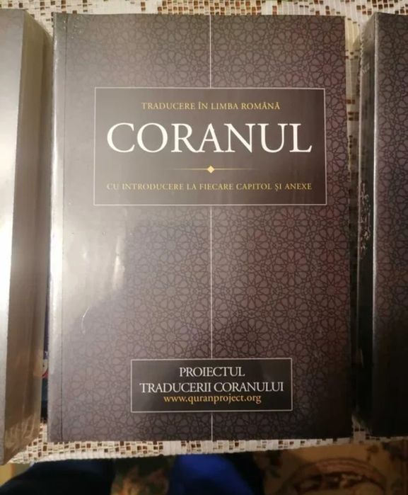 CORANUL - carte religioasa, NOUA, sigilata