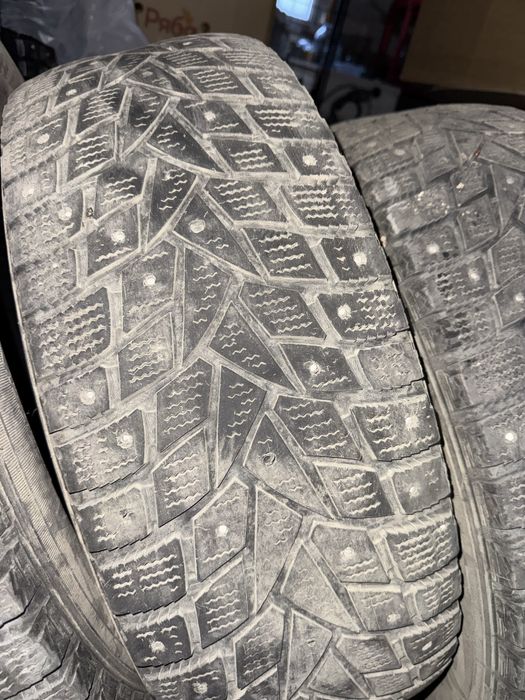 Продам шины 215/65/16