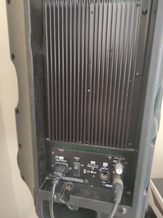 Vine doua mackie srm 450 v2 noi