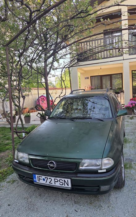 Vând Opel Astra F