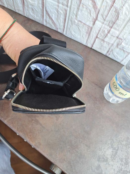 мъжка чанта Calvin Klein черна малка чантичка