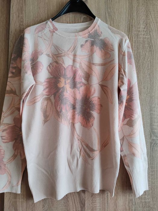 Блуза с дълъг ръкав нова