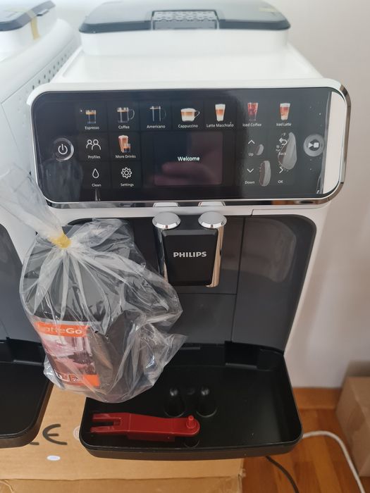 Espressor automat Philips Seria 5500