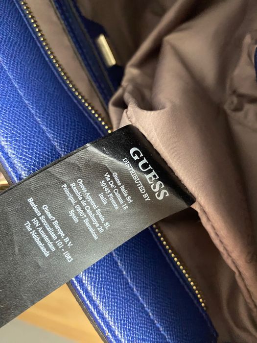 Geanta Guess Bleumarin
