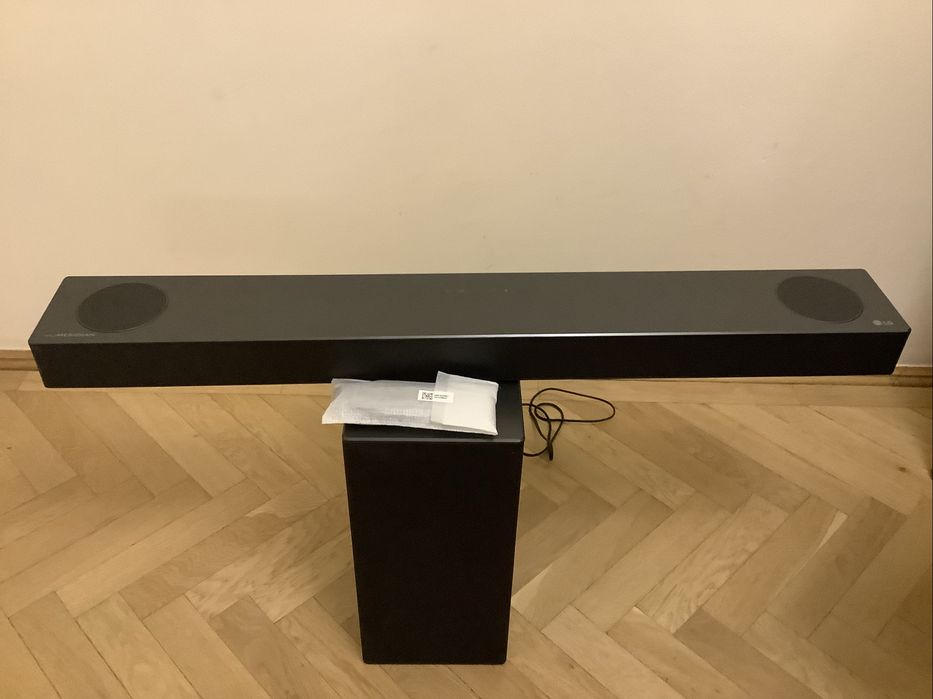 Soundbar cu subwoofer wireless 380W