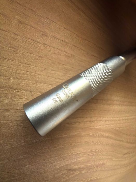 Cheie tubulara GEKO pentru bujii 14mm, 3/8, 310mm, articulata