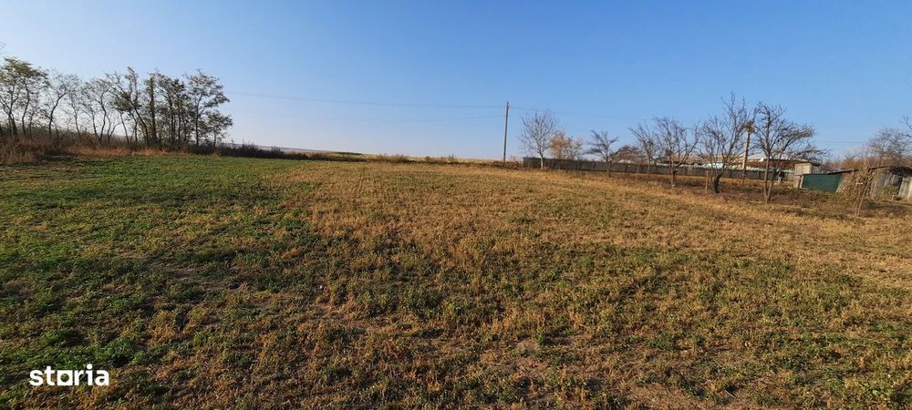 Teren drept cu suprafata mare zona fostelor sere Dobosari