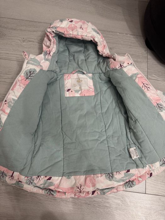 Продам детскую куртку для девочки